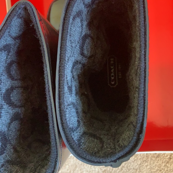 Rain boots - Picture 2 of 4